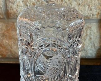 HALF OFF! $40.00 NOW, WAS $80.00.................Beautiful Vintage Hofbauer Byrdes/Birds Lead Crystal Covered Biscuit Jar 9" tall (J290)