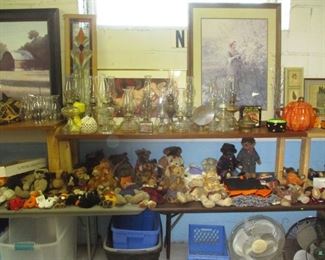 Boyds bears and household