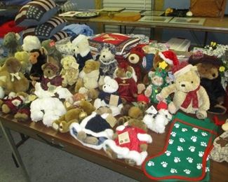 Boyds bears and stuffed animals