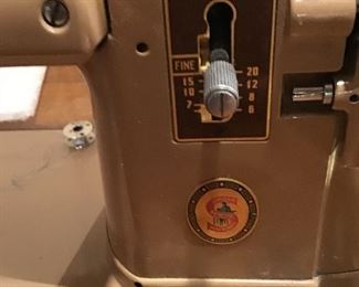 Singer model  401A. Sewing machine 