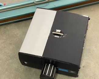 Mid Century Slide Projector & De-Lite Screen