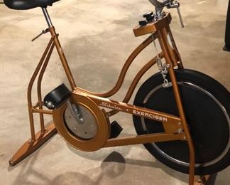 SCHWINN Exercise Bike
Like New