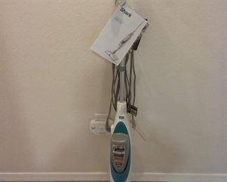 Shark steam spray mop