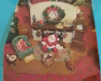 Hallmark Christmas "The Family Room" mint in box