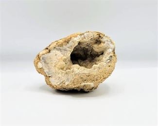 Natural Geode 5.25"w x 4"d x 4"t