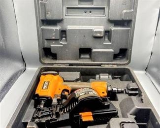 Ridgid R175RNA Air Nail Gun in Original Case