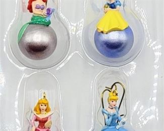 (2) Hallmark Keepsakes Disney Miniature Ornaments in Boxes - Disney Princesses and Pinocchio