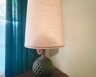 $38 Vintage Lamp pic 2