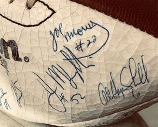Signed football New York Giants