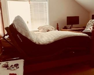 Reverie adjustable bed