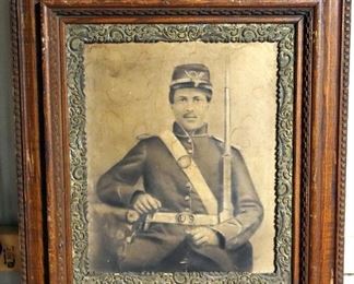 LARGE FRAMED PHOTOGRAPH CIVIL WAR AMERICAN SOLDIER - MILITARY