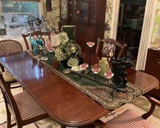 Duncan Phyfe dining table with Chippendale style chairs