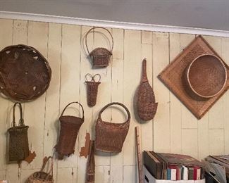 Nice selection vintage baskets.
Vietnam and China 