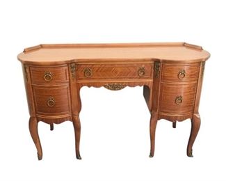 Anthes-Baetz Desk