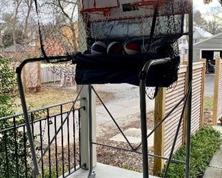 Indoor/Outdoor Dual Basketball Game