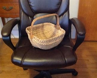 Office Chair/Basket