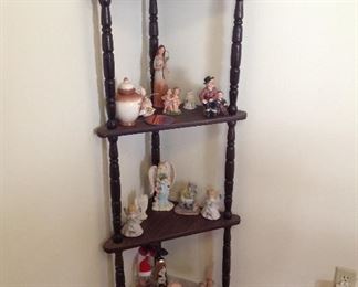 Corner shelves 