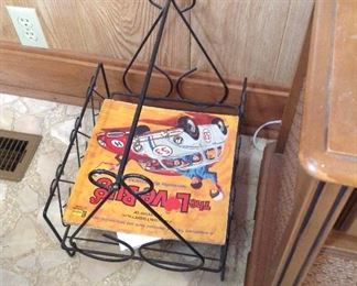 Magazine/Album holder