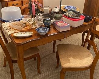 Table and chairs - matches China cabinet