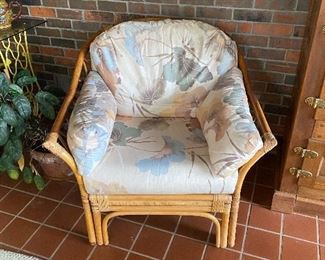 Rattan cushion chair