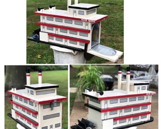 #13) $52,50 NOW 30% OFF (was $75 ) Hand-made Wood Folk Art Riverboat Mailbox -Replica of St Louis River Queen Paddle Boat. Functional Mail box to add to your own post.
H 20.5”, W 32”, D 11” this is truly one of a kind! (1 of 2 Views) 