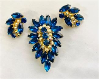 #147) $52 NOW 20% OFF (was $65 ) Gorgeous Vintage Juliana Brooch and Ear Set.  Blue Rhinestones accented by AB crystals. Pin measures approx 3” in length and Clip earrings 1 1/2” in length. Not cleaned and in good vintage condition. (1 of 2 views) 