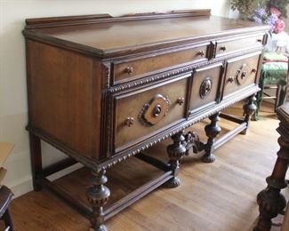 #33. $200.00. Server missing trim break to foot 39”h X 71.5”w X 22.5”d