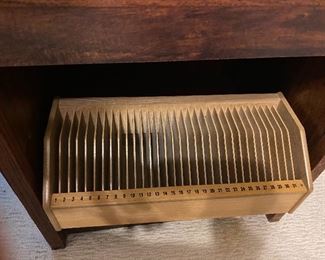 Vintage Mail/Bill Holder