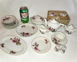 29 Piece vintage Japan Moss Rose Children's China Set Complete and in excellent condition.  Red Crane Mark. $60