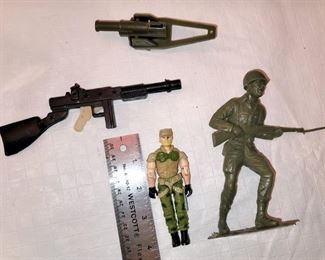 Military toys $8 lot