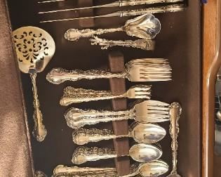Gorham "Strassburg" Sterling Flatware Service for 12 with Extra Serving Pieces  (approx 124 pcs)