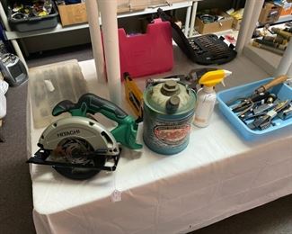 HITACHI 6.5" Cordless Circular Saw (no battery)