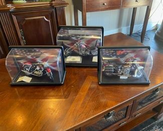 Collectible Harley Davidson Die Cast Models in original display cases (by FRANKLIN MINT)