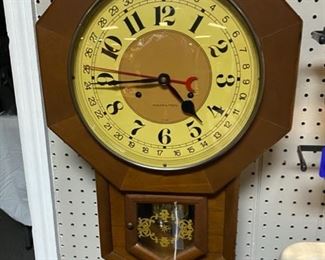 Vintage "HAMILTON 31-Day" Wall Clock