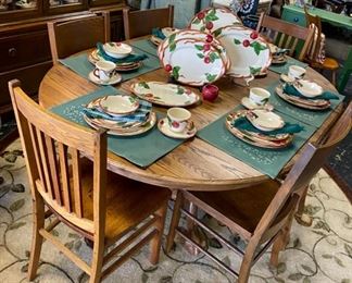 Solid Oak Antique Table with 6 Matching Chairs and a 100-Pieces of FRANCISCAN APPLE Dinnerware!