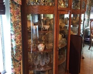 Antique curio is not for sale. We will be selling the contents. 