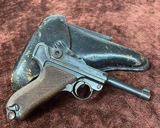 1913 DWM Luger with Matching Serial Numbers and 1913 Dated Holster(Vet Name on Inside of Flap)