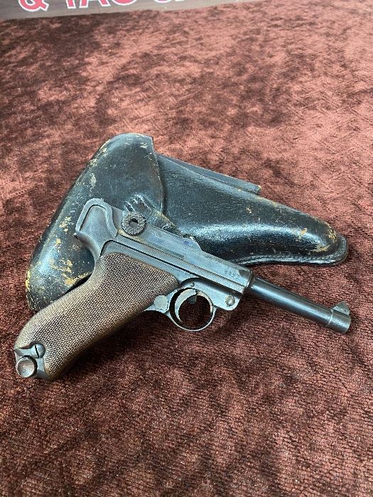 1913 DWM Luger with Matching Serial Numbers and 1913 Dated Holster(Vet Name on Inside of Flap) 