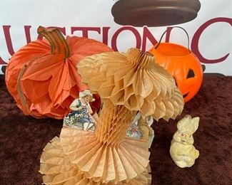 Holiday Decor(Valentines, Halloween, Christmas, Easter)