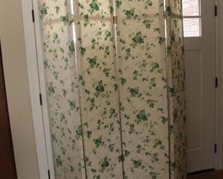 This item will be listed in an online auction prior to the estate sale. Please sign up for our newsletter to recieve the auction links when they are published. https://gailshiddencreations.com/estate-sale-services/estate-sales/ Auction are usually published seven to ten days prior to the auctual estate sale.