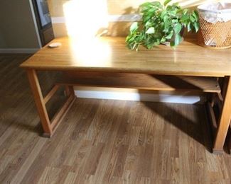 This item will be listed in an online auction prior to the estate sale. Please sign up for our newsletter to recieve the auction links when they are published. https://gailshiddencreations.com/estate-sale-services/estate-sales/ Auction are usually published seven to ten days prior to the auctual estate sale.