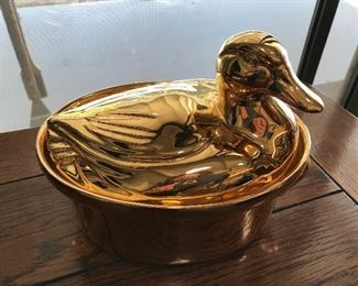 This item will be listed in an online auction prior to the estate sale. Please sign up for our newsletter to recieve the auction links when they are published. https://gailshiddencreations.com/estate-sale-services/estate-sales/ Auction are usually published seven to ten days prior to the auctual estate sale.