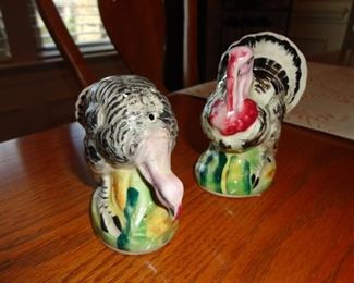 Many many vintage salt and pepper sets/Turkeys shown here/See at the end of the listing pictures