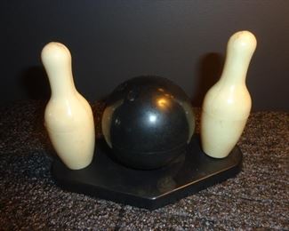 Vtg Bowling Ball & Pins Salt/Sugar/Pepper