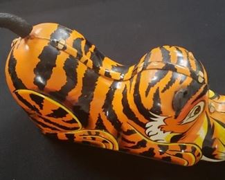 Vintage Marx Tin Litho Tiger Toy