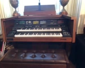 w/lots of music books