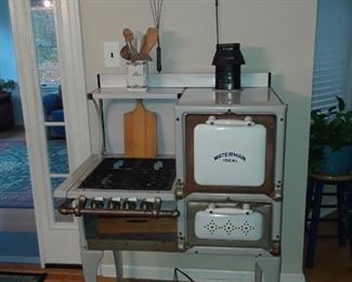 Waterman Ideal Gas Stove Model 3614-R Circa 1930's 