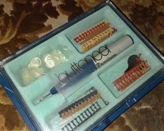 Vintage Buttoneer by Dennison Kit