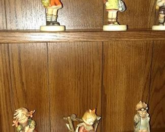 Figurines and Collectables Ceramic / Porcelain 