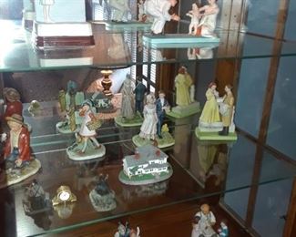 Figurines and Collectables Ceramic / Porcelain 